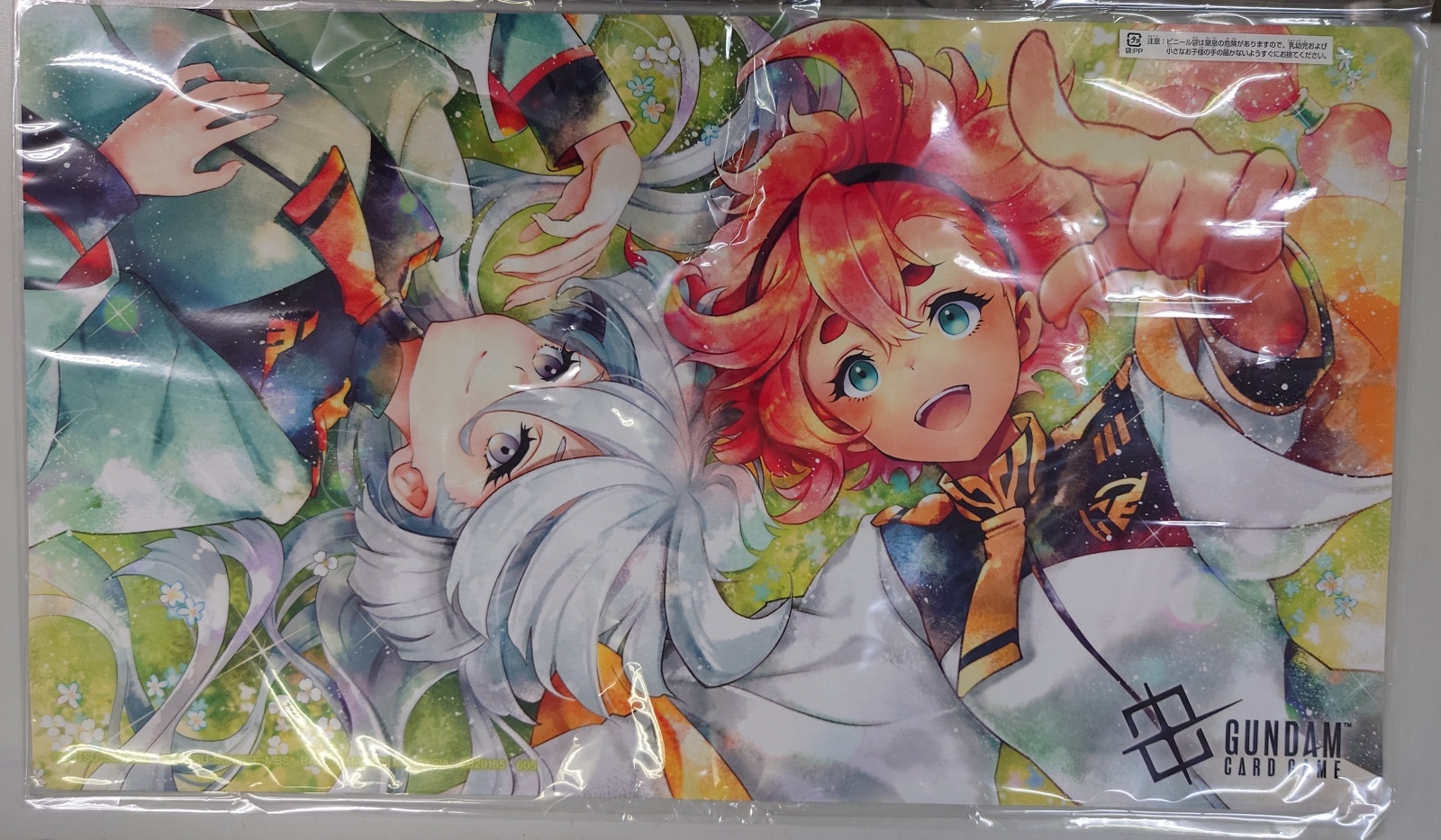 画像1: 【サプライ】スレッタ＆ミオリネ プレイマット (1)